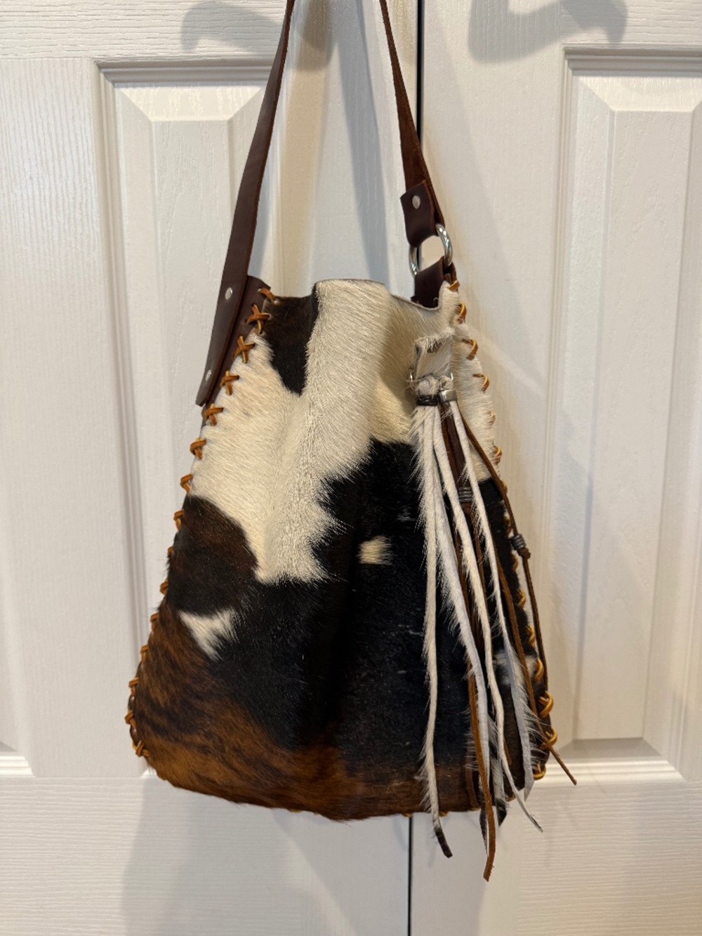 Beautiful Cowhide shoulder bag